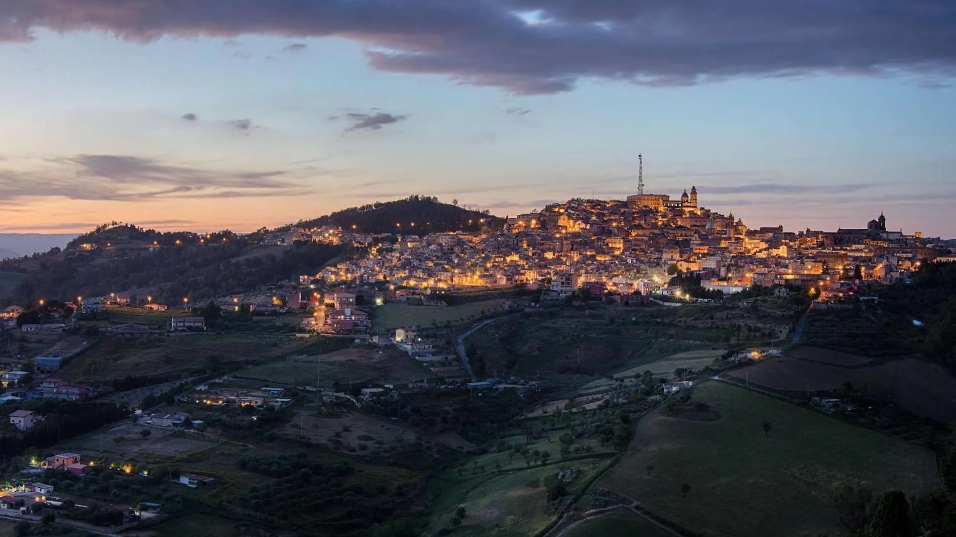 Nh Caltagirone Villa San Mauro Hotel